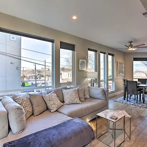 https://townhome-with-rooftop-deck-walk-to-mile-high.seedenverhotels.com
