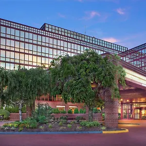 3* Otel Doubletree By Hilton New York-laguardia