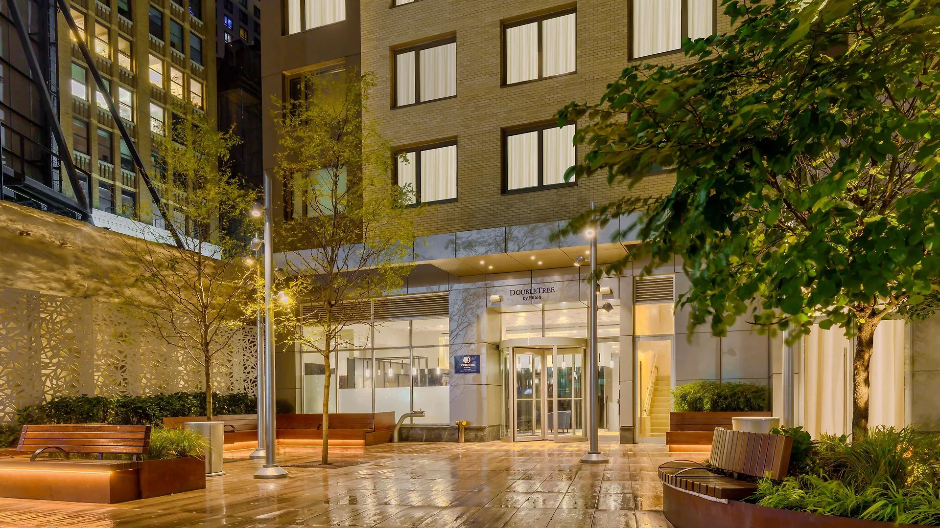 Hotel Doubletree By Hilton New York Times Square South