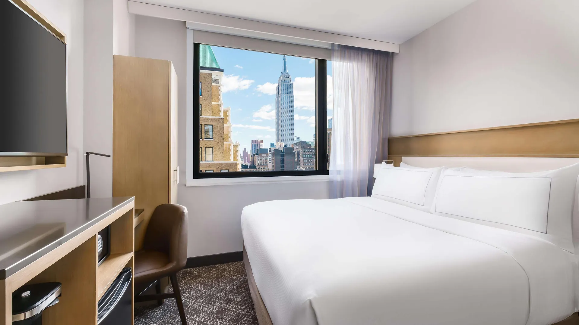 Hotel Doubletree By Hilton New York Times Square South