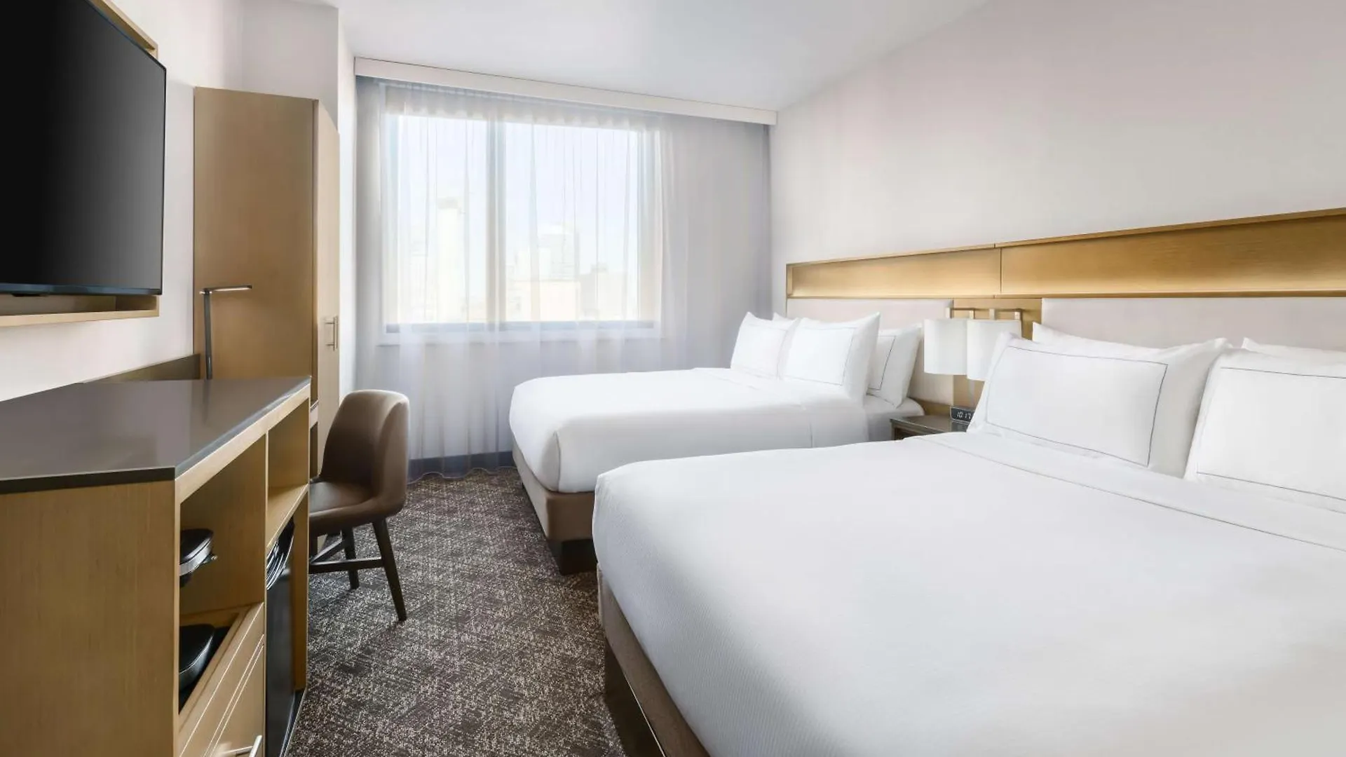 Doubletree By Hilton New York Times Square South Hotel